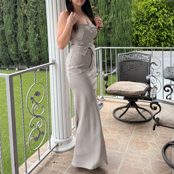 Striped Strapless Set - Picture 2 of 4